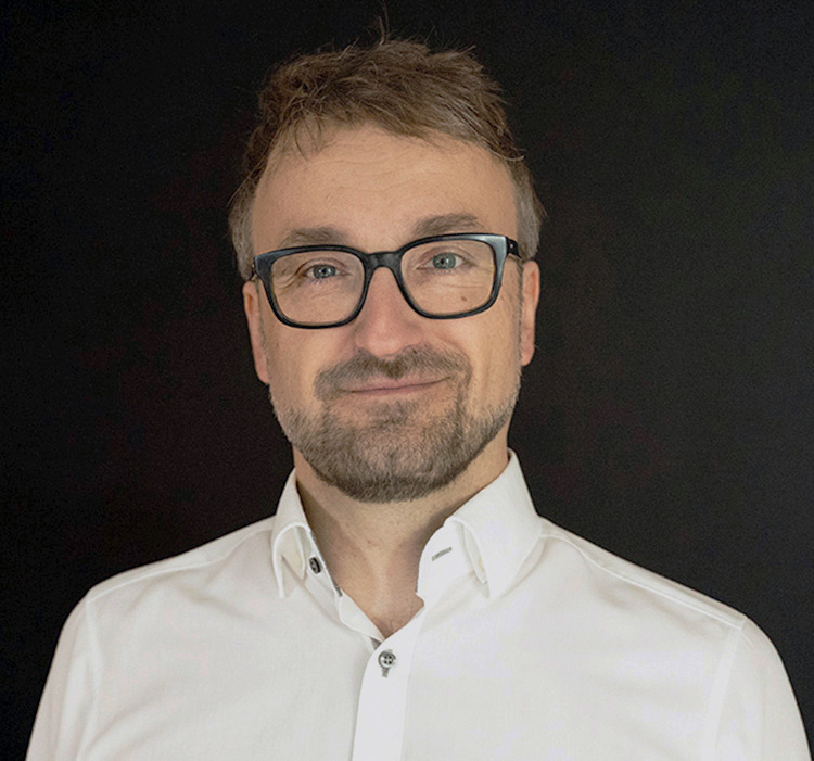 candela Mitarbeiter und Project Manager Mikolaj Szubert-Tecl